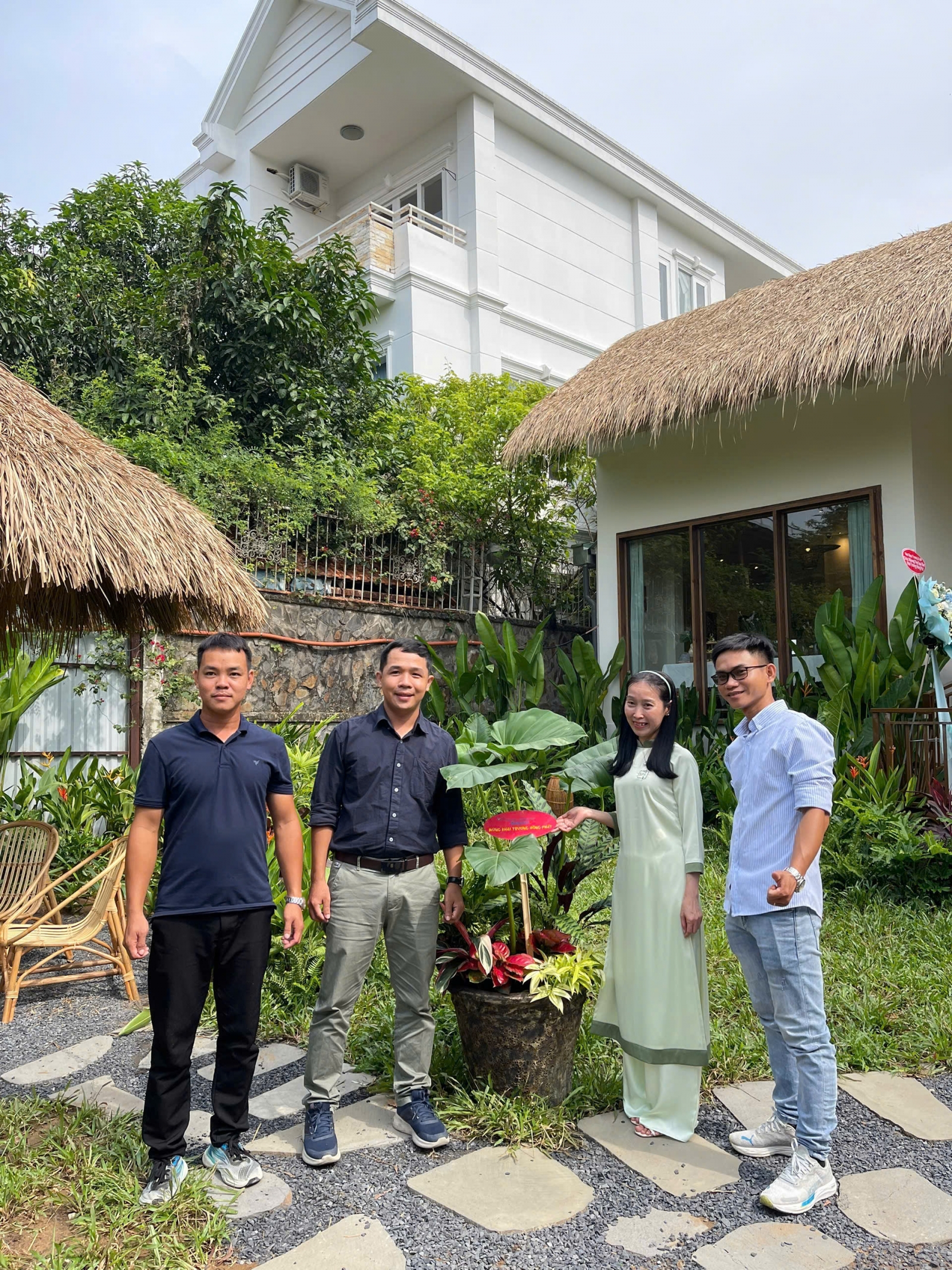 Zengarden đơn vị thiết kế thi công sân vườn